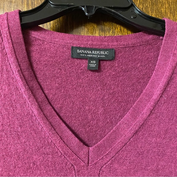 Banana Republic purple wool sweater - Picture 4 of 6